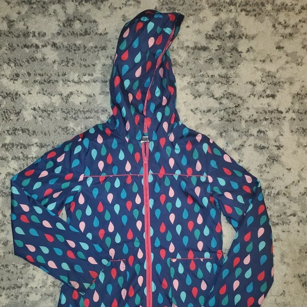 Cherokee Girls Raincoat || Large || GUC